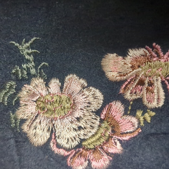 NYGÄRD* Velvet and wool embroidered blazer jacket lapel hook/eye close sz Medium - Picture 9 of 12